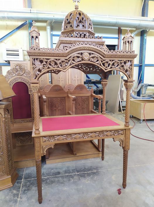 Baldachin sculptat în lemn pentru Sfântul Epitaf