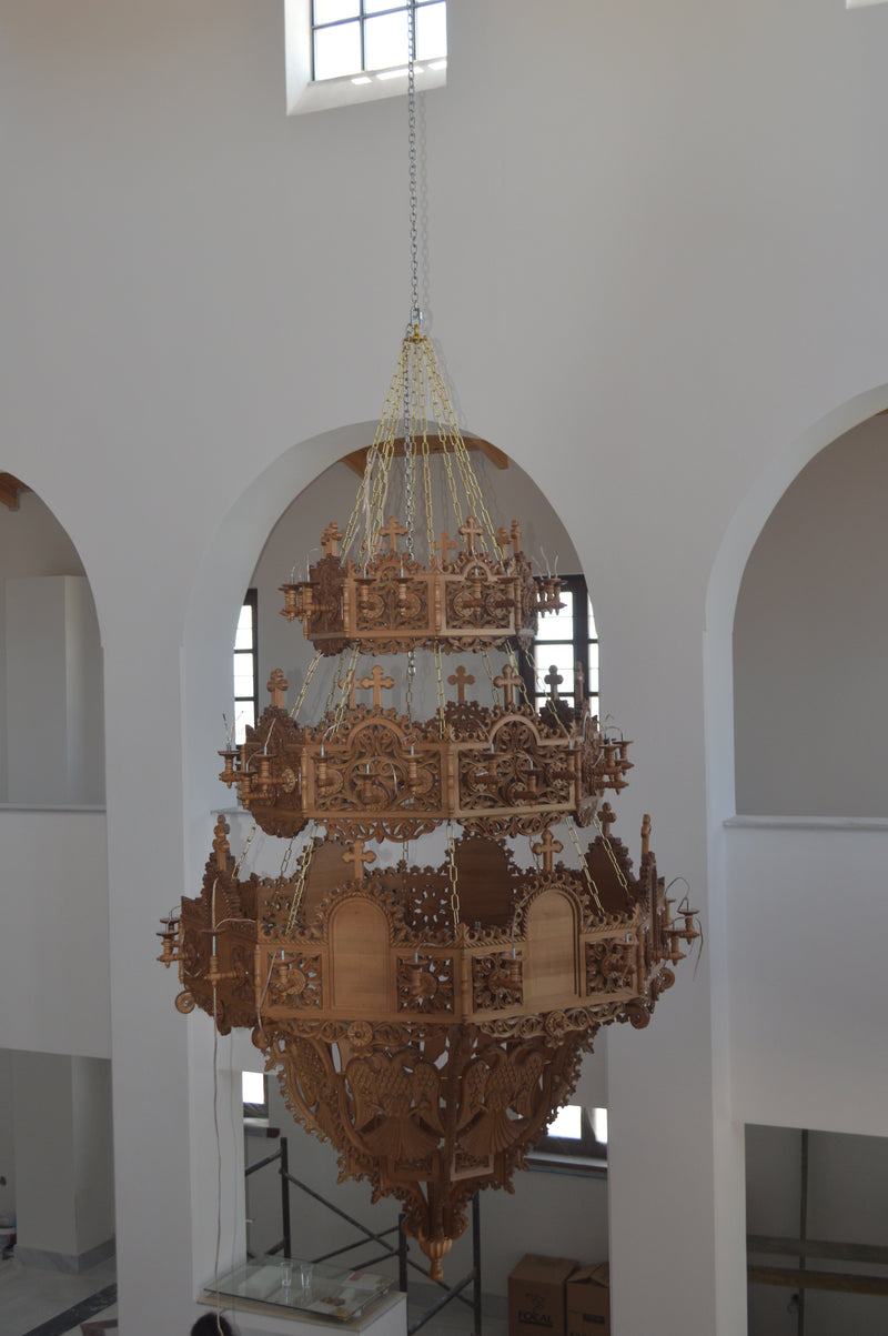 Policandru bisericesc sculptat din lemn — Π 134