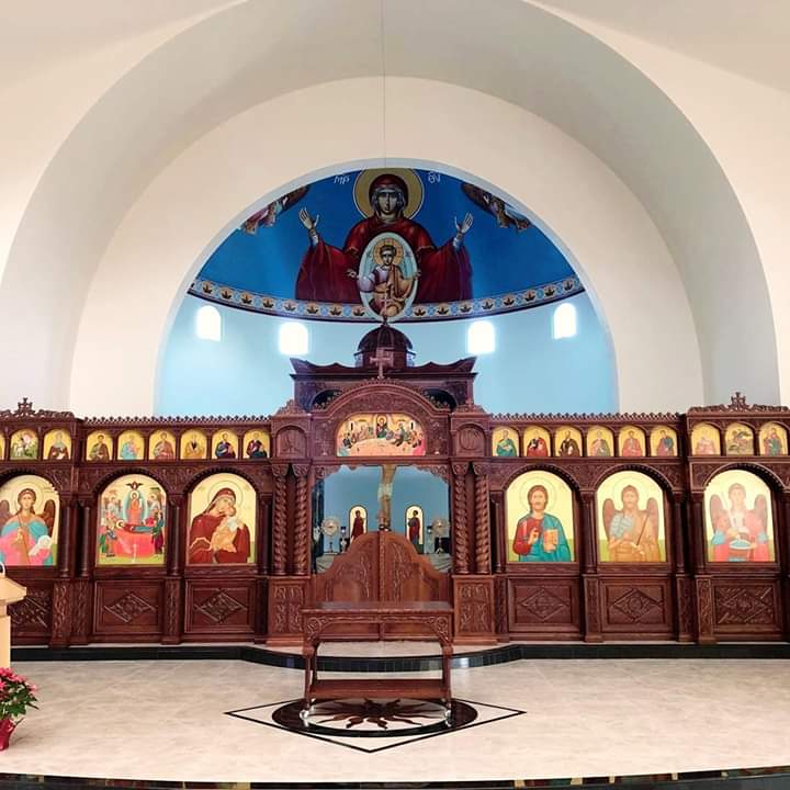 ხის მოჩუქურთმებული კანკელი