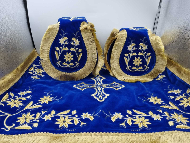 Бродиран комплект покривки за потир, покривки за свети потири, Αγριτέλης, църковни изделия, ieraskevi.com;Бродиран комплект покривки за потир, покривки за свети потири, Αγριτέλης, църковни изделия