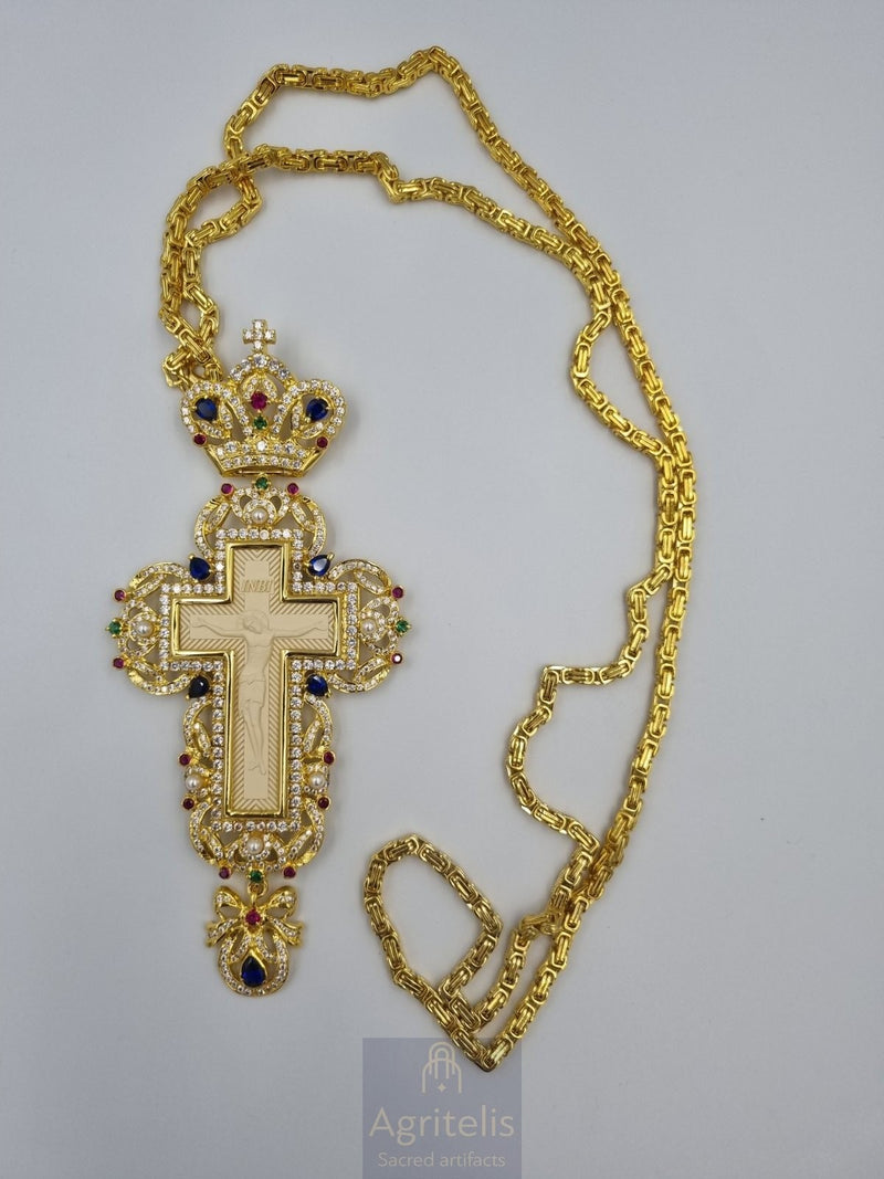 Cruce pectorală din alamă placată cu aur 24K