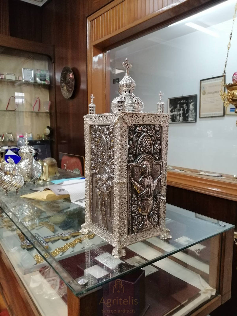 Дарохранилица од масивног сребра